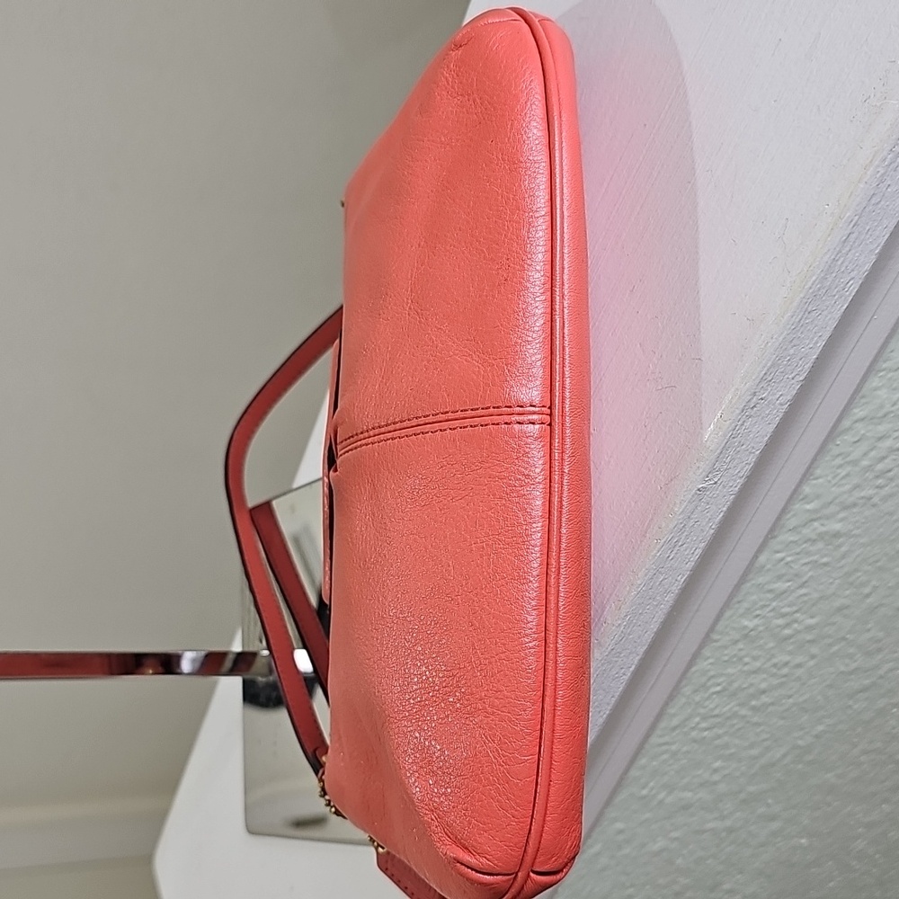 Coach Orange Smooth Leather Pleated Mini Bag/Convertible Wristlet EUC - Picture 7 of 16